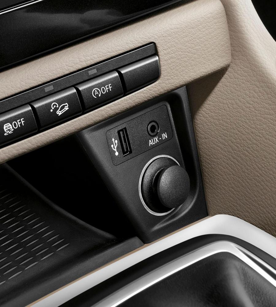  BMW X1 Exclusive Sport Limited Edition 2014 года  (JP) (фото 7 из 10)
